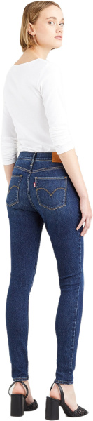 Спортивная одежда