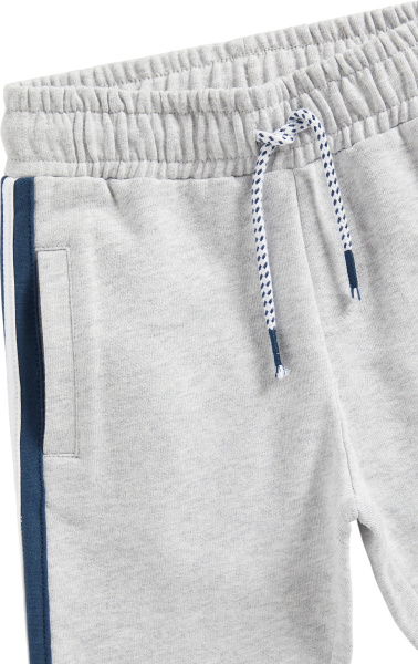 Спортивные штаны