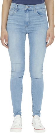 Спортивная одежда