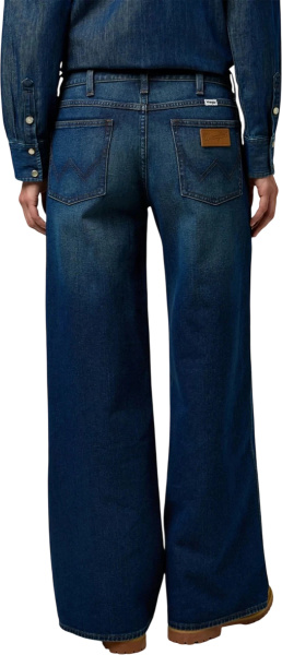 Спортивная одежда