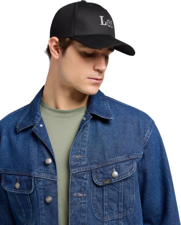 Женская кепка