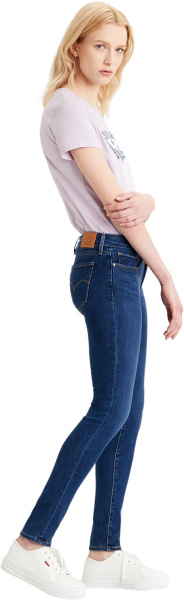 Спортивная одежда