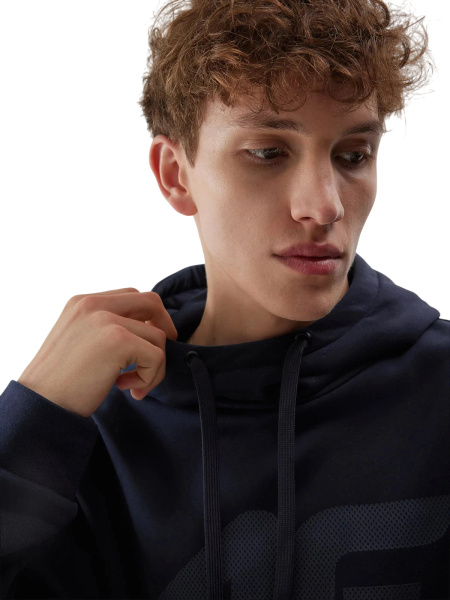 Спортивная одежда