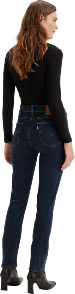 Спортивная одежда