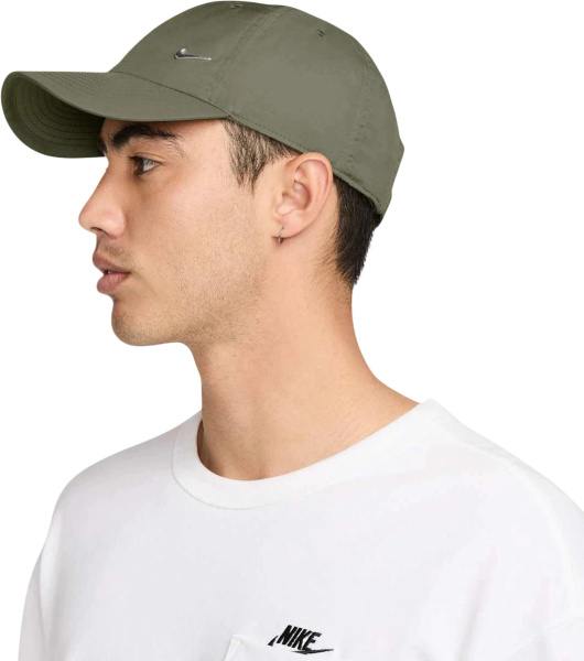 Женская кепка