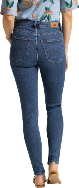 Спортивная одежда