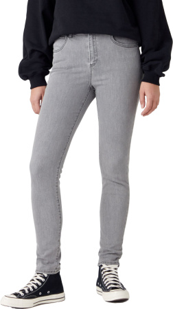 Спортивная одежда