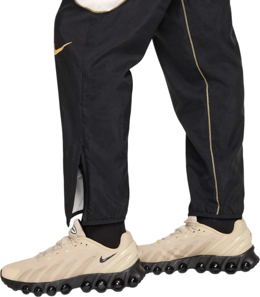 Спортивные штаны