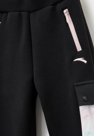 Спортивные штаны