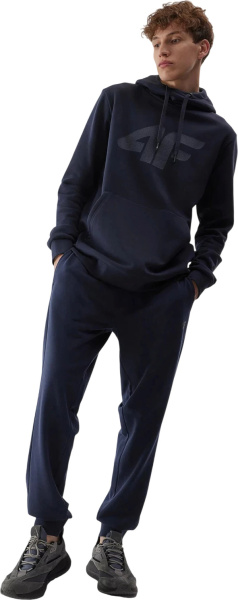 Спортивная одежда