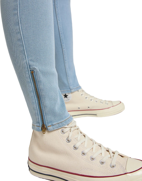 Спортивная одежда