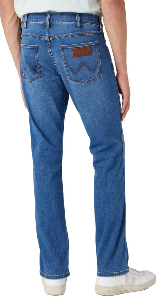 Спортивная одежда