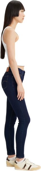 Спортивная одежда