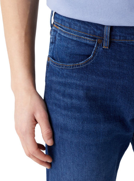 Спортивная одежда