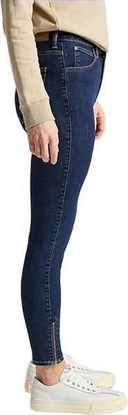 Спортивная одежда