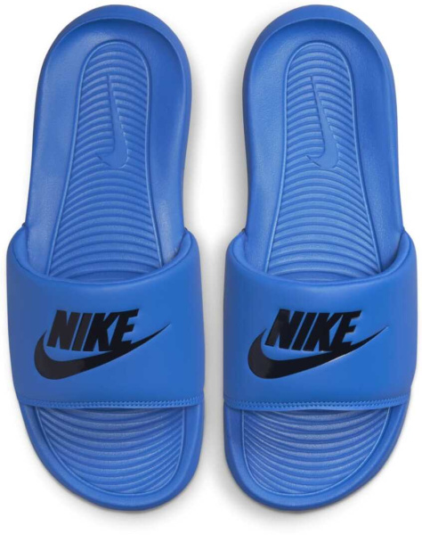 Спортивная обувь