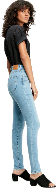 Спортивная одежда