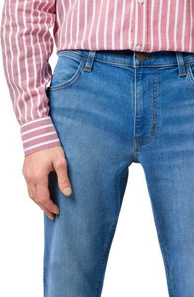 Спортивная одежда