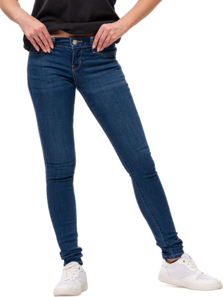 Спортивная одежда