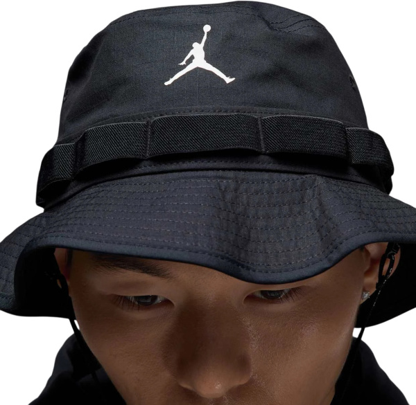 Зимняя шапка