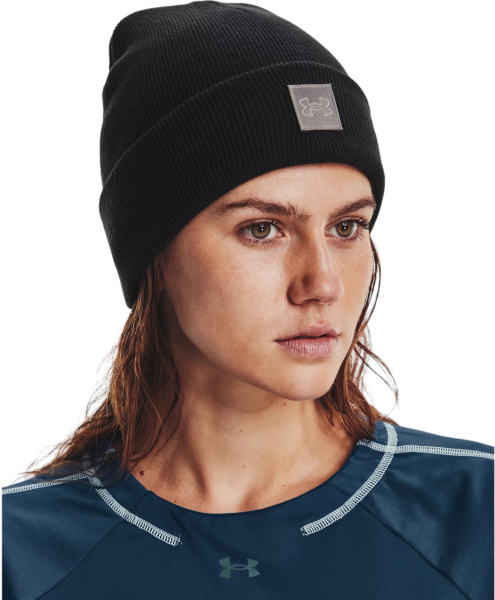 Зимняя шапка