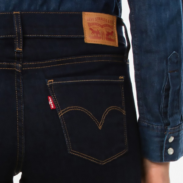 Спортивная одежда