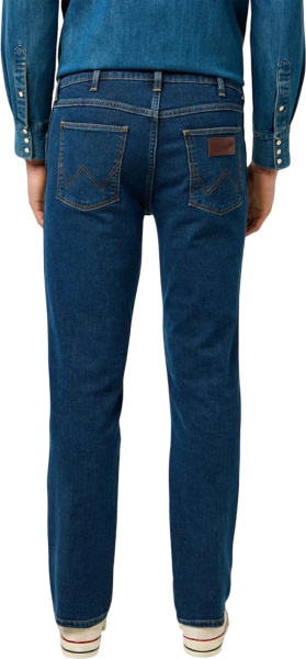 Спортивная одежда