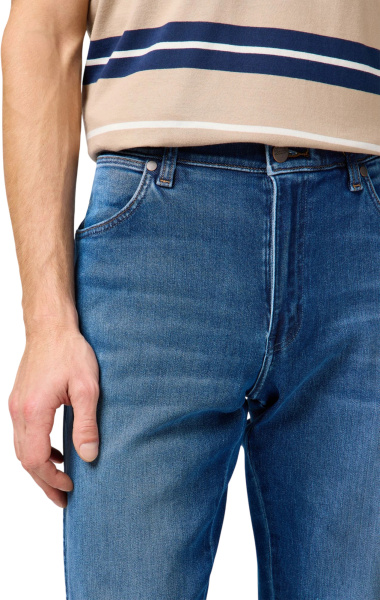 Спортивная одежда