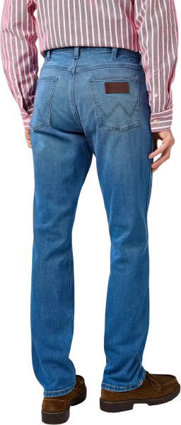 Спортивная одежда