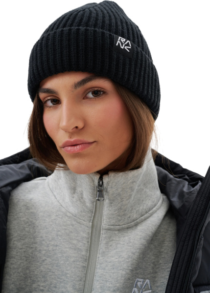 Зимняя шапка