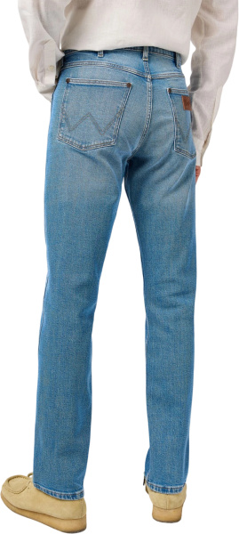 Спортивная одежда