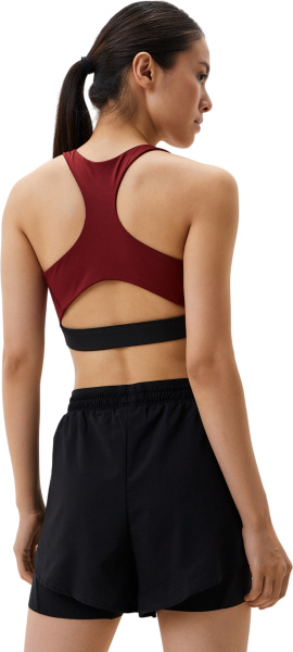 Спортивный топ