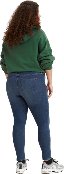 Спортивная одежда