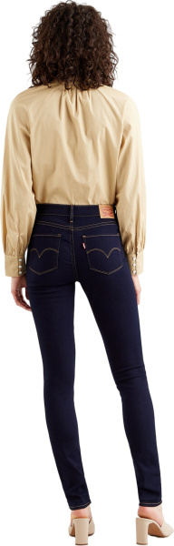 Спортивная одежда