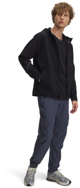 Спортивные штаны