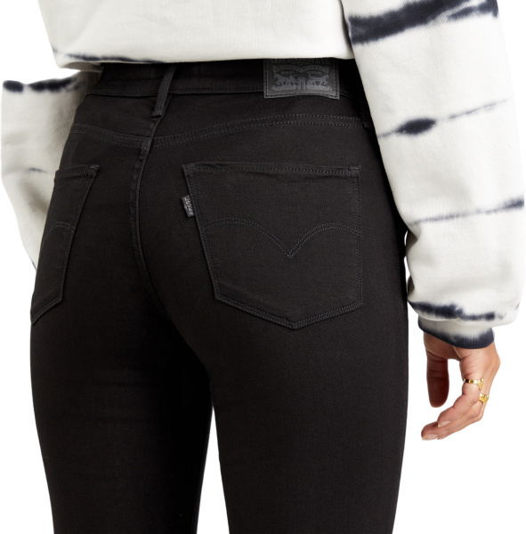 Спортивная одежда