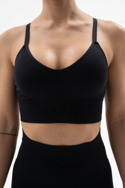 Спортивный топ