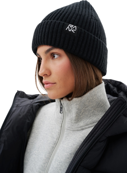 Зимняя шапка