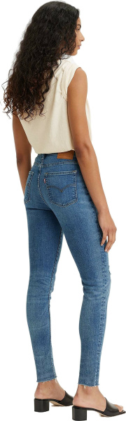 Спортивная одежда