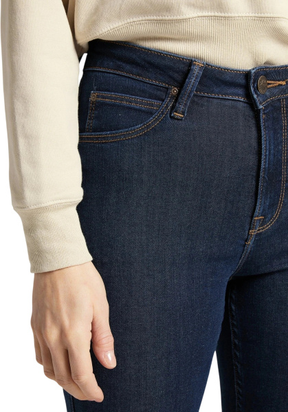 Спортивная одежда