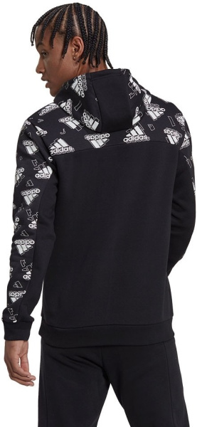 Спортивная одежда