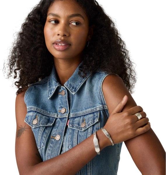 Жилет пуховой