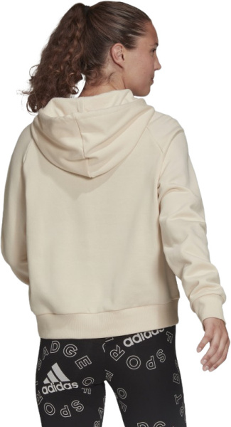 Спортивная одежда