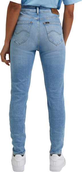 Спортивная одежда