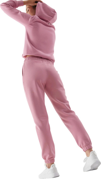 Спортивные штаны