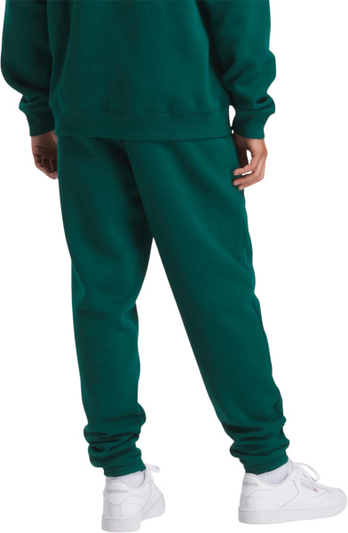 Спортивные штаны