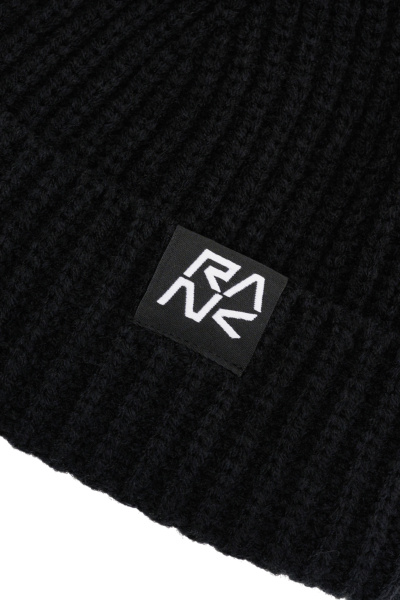 Зимняя шапка