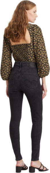 Спортивная одежда