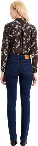 Спортивная одежда