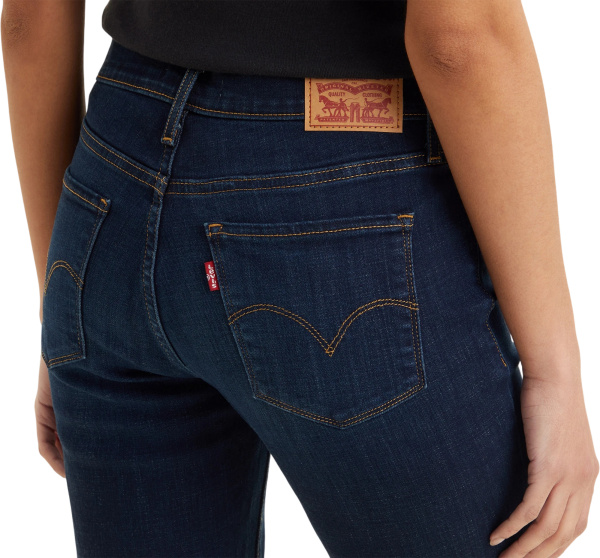 Спортивная одежда